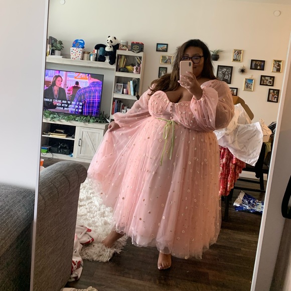 Plus size pink Teuta Matoshi gown size 28 - Picture 5 of 5